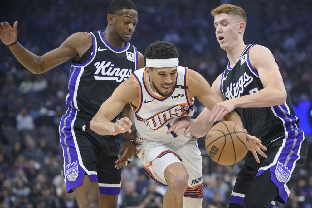 作为国足中 作为国足中